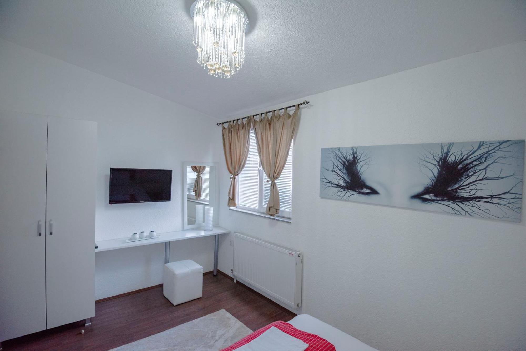 Hotel Kiko Битола Экстерьер фото