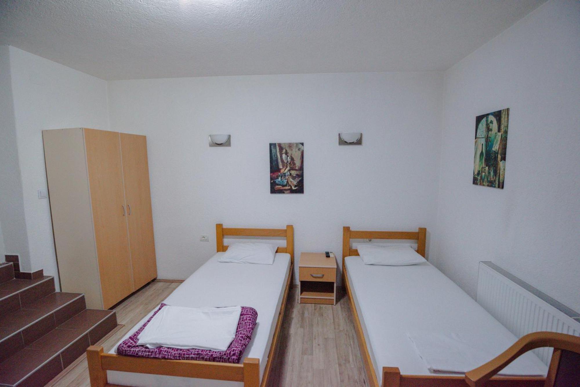Hotel Kiko Битола Экстерьер фото