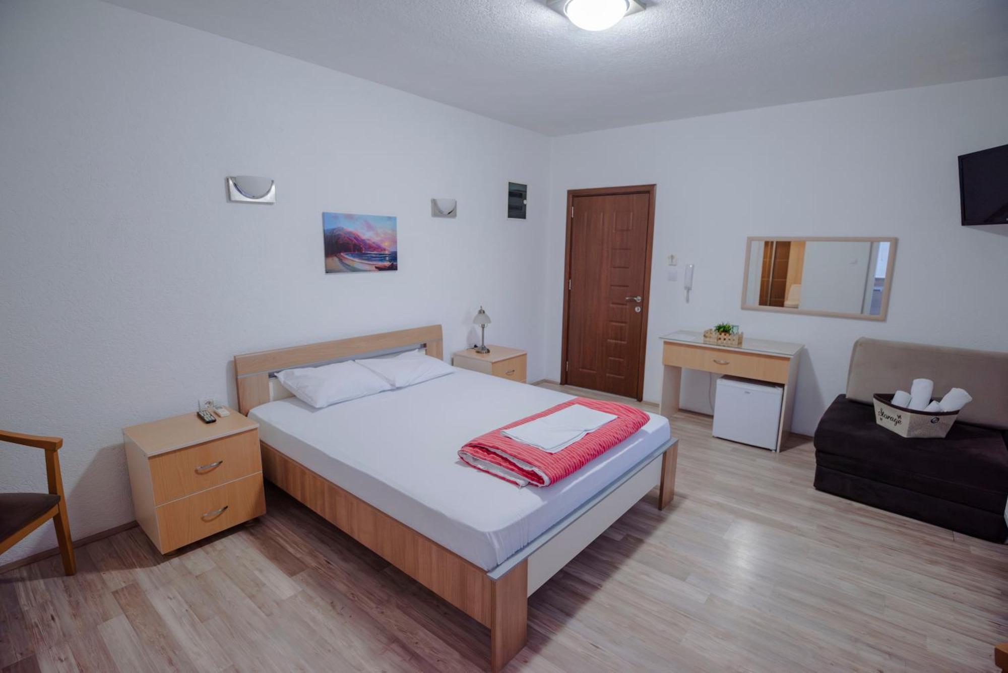 Hotel Kiko Битола Экстерьер фото