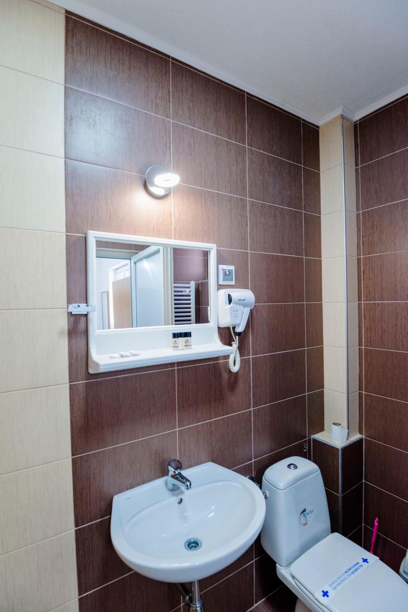 Hotel Kiko Битола Экстерьер фото